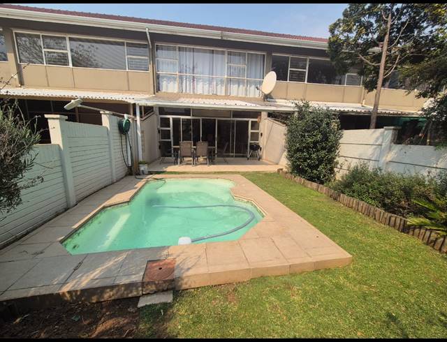 2 BEDROOM SECTIONAL TITLE FOR SALE IN THREE RIVERS PROPER